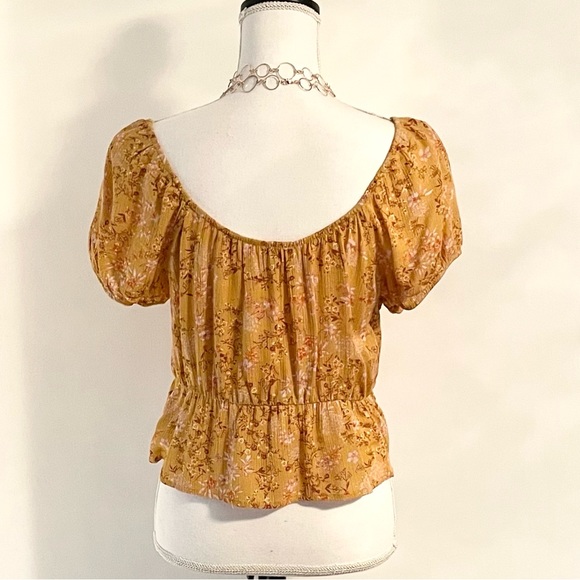 NWT Pink Rose Floral Smocked Short Sleeve Blouse - Picture 6 of 8